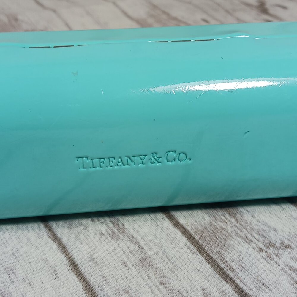 Tiffany & Co. Hard Shell Eyeglass Case Tiffany Blue Ext. Tan Suede Interior 6x2" - Picture 3 of 15